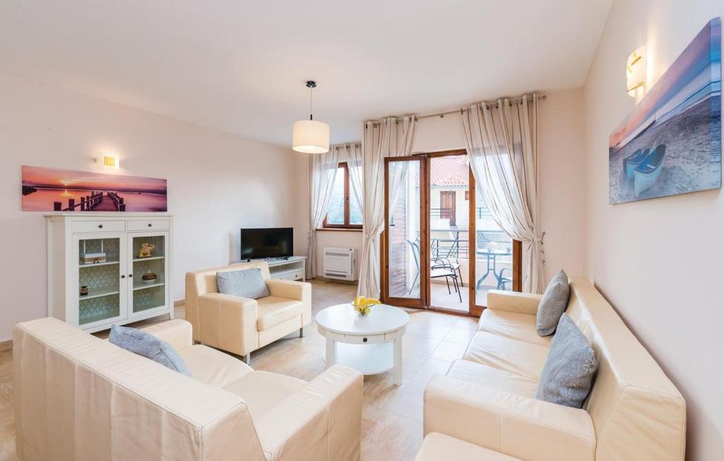 Port Adria Apartments Каменари Экстерьер фото