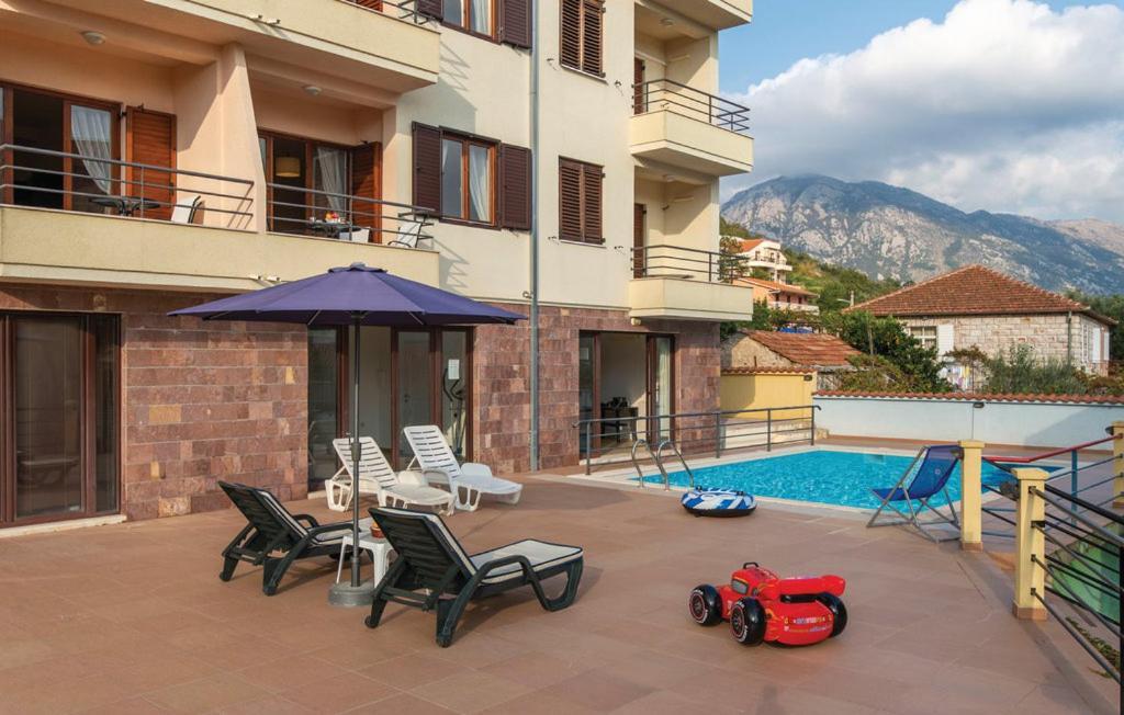 Port Adria Apartments Каменари Экстерьер фото